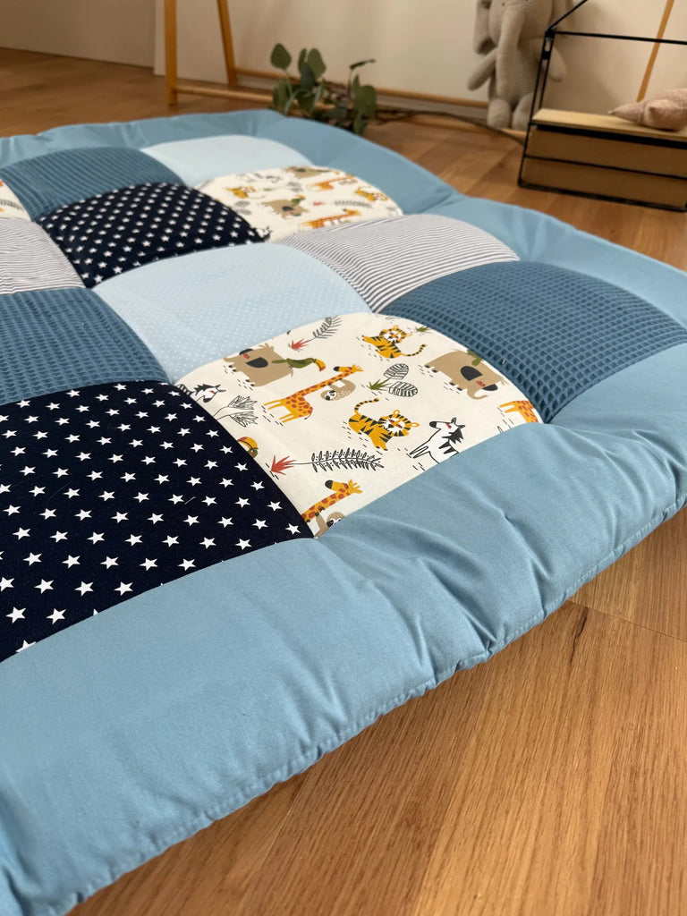 Einzelstück - 100x100 Krabbeldecke Safari blau-babrause