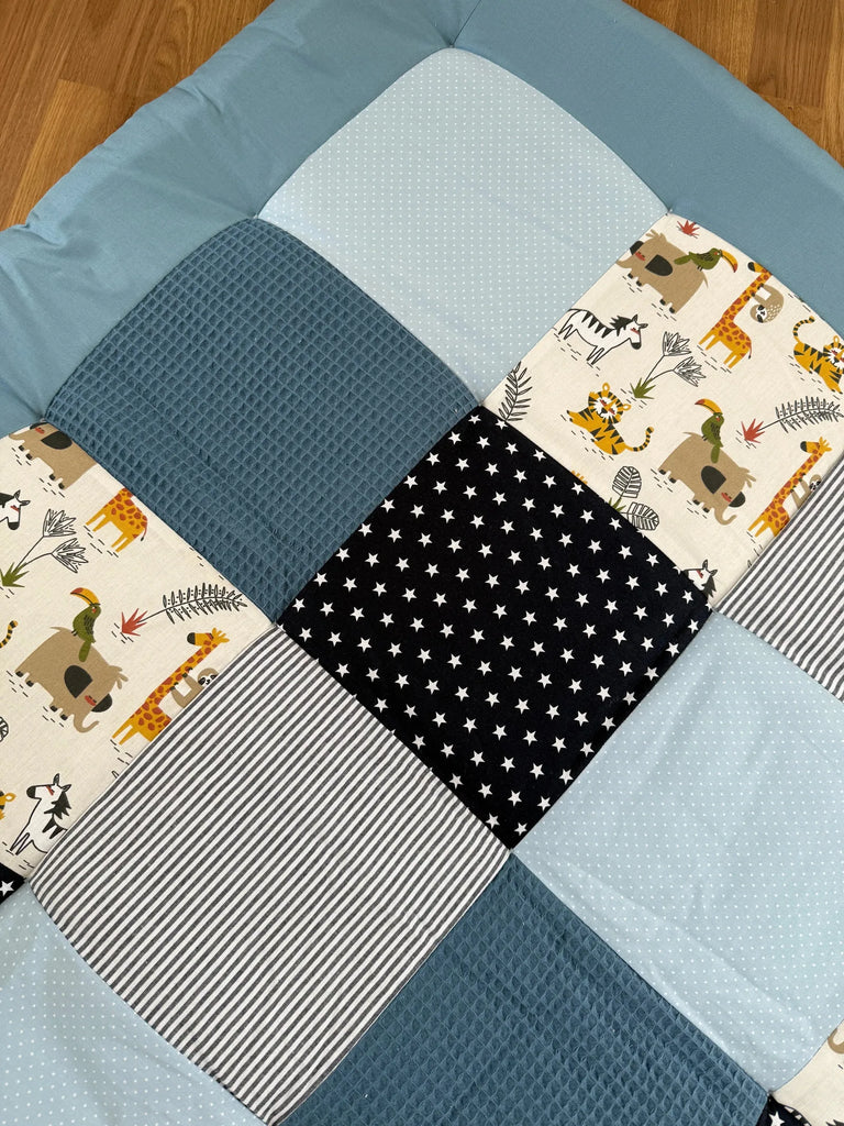 Einzelstück - 100x100 Krabbeldecke Safari blau-babrause