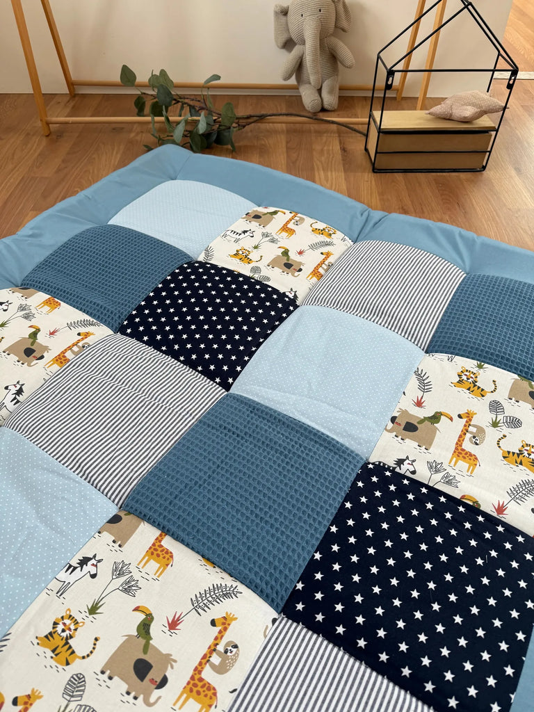 Einzelstück - 100x100 Krabbeldecke Safari blau-babrause