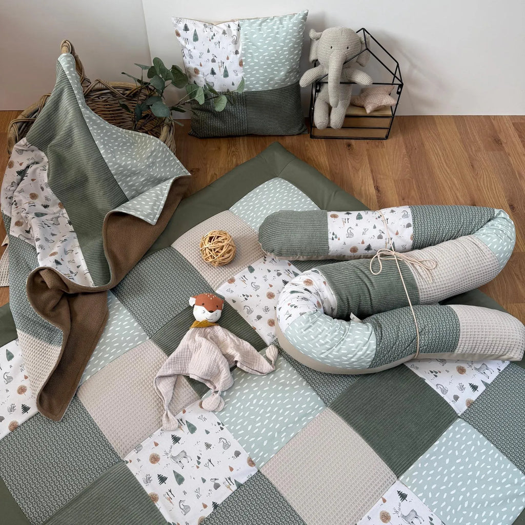 Krabbeldecke Skandi Waldtiere salbei grün-babrause