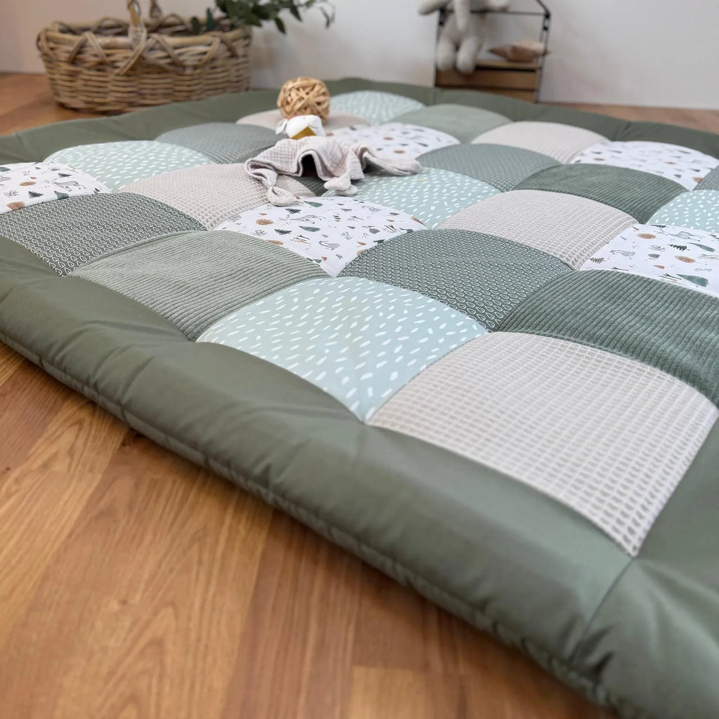 Krabbeldecke Skandi Waldtiere salbei grün-babrause