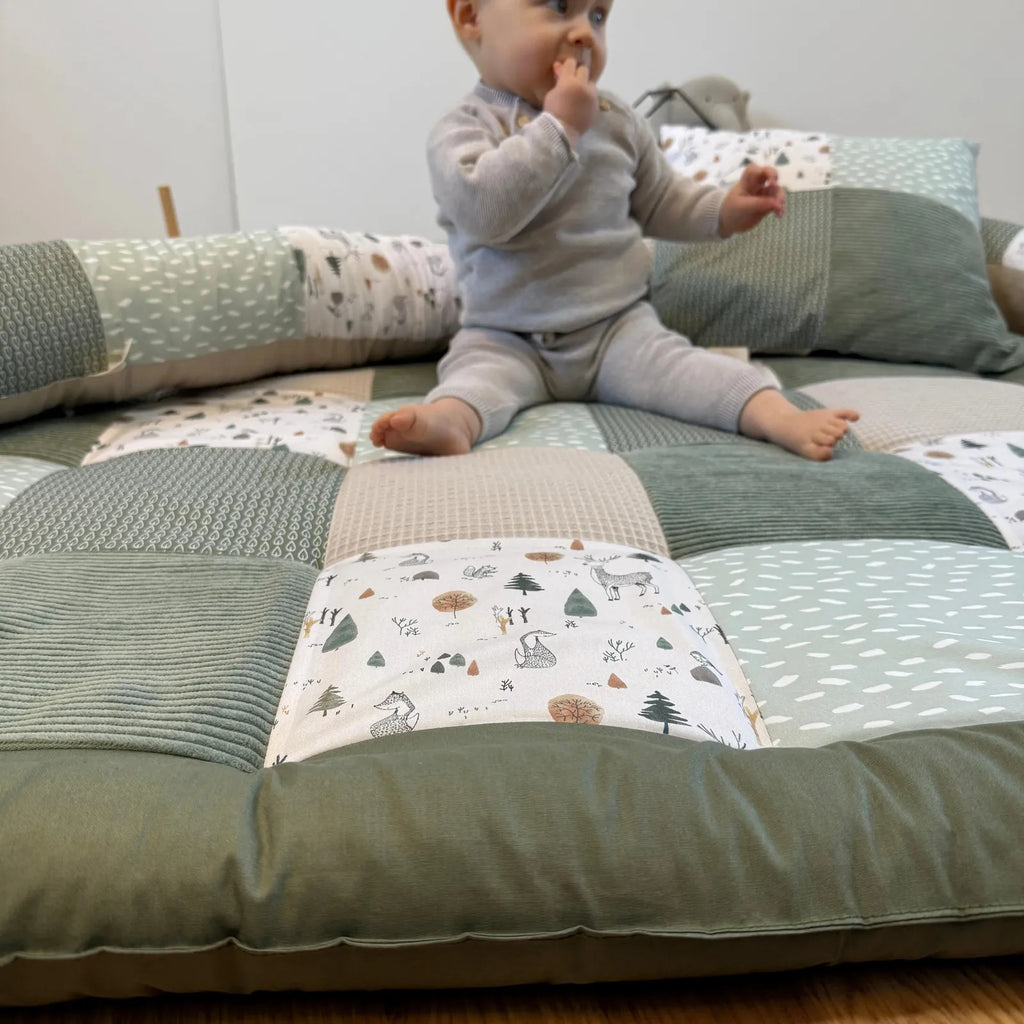 Krabbeldecke Skandi Waldtiere salbei grün-babrause