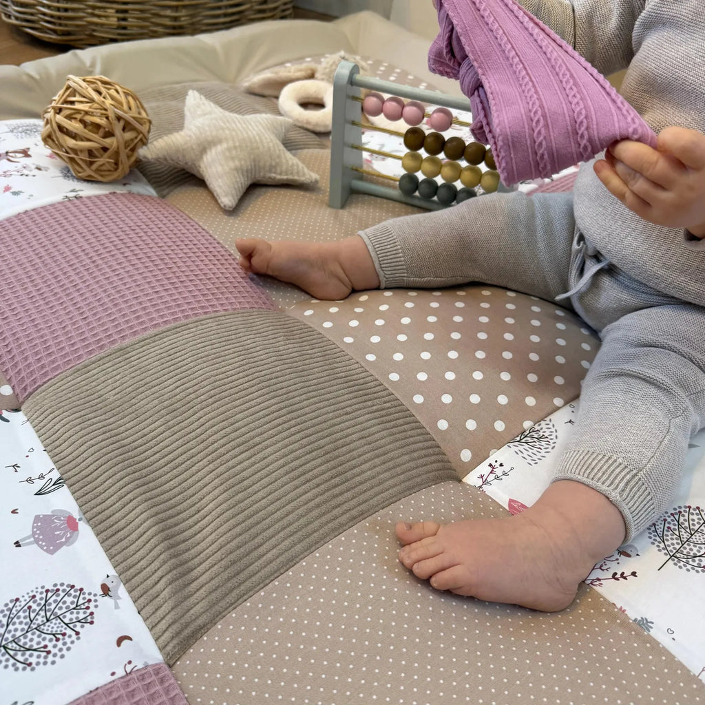 Krabbeldecke mit Cord Rehe altrosa sand-babrause