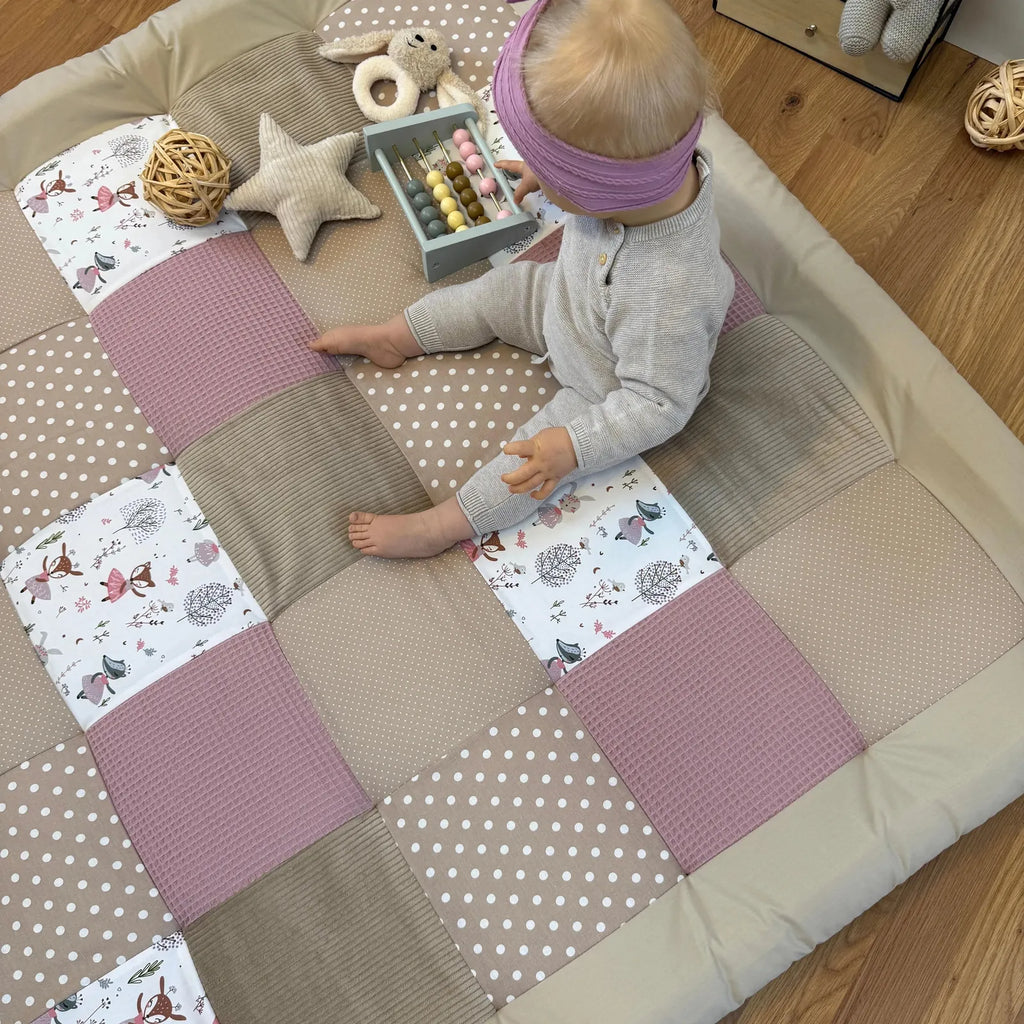 Krabbeldecke mit Cord Rehe altrosa sand-babrause